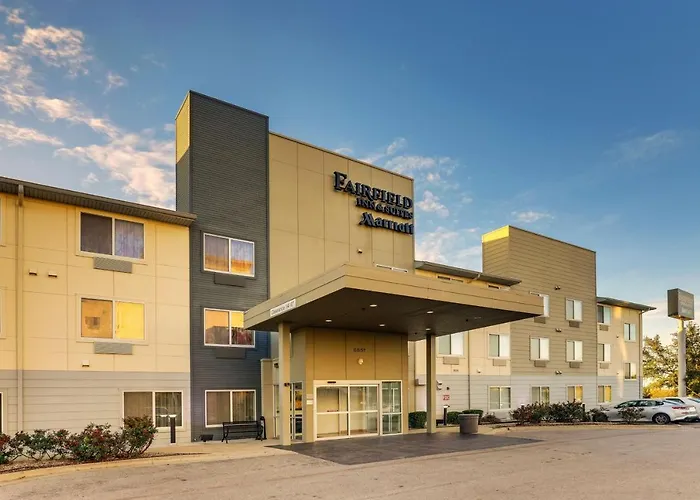 Fairfield & By Marriott Worth I-30 West Near Nas Jrb Fort Worth