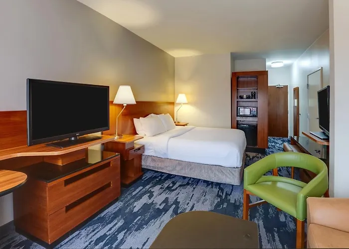 Fairfield & By Marriott Worth I-30 West Near Nas Jrb