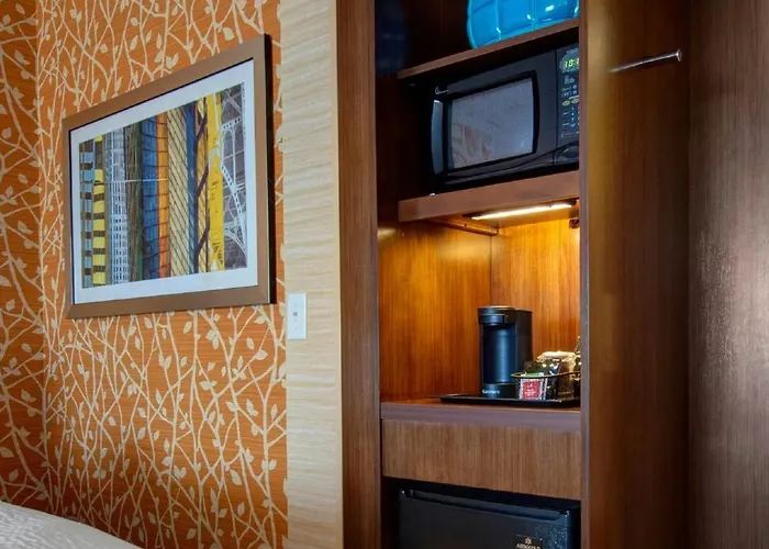 Hotel Fairfield & By Marriott Worth I-30 West Near Nas Jrb 3*