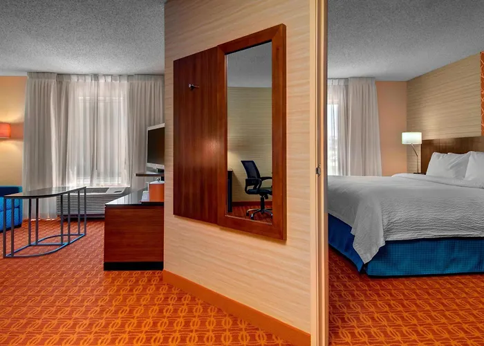 Fairfield & By Marriott Worth I-30 West Near Nas Jrb 3* Fort Worth