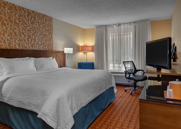 Hotel Fairfield & By Marriott Worth I-30 West Near Nas Jrb 3*