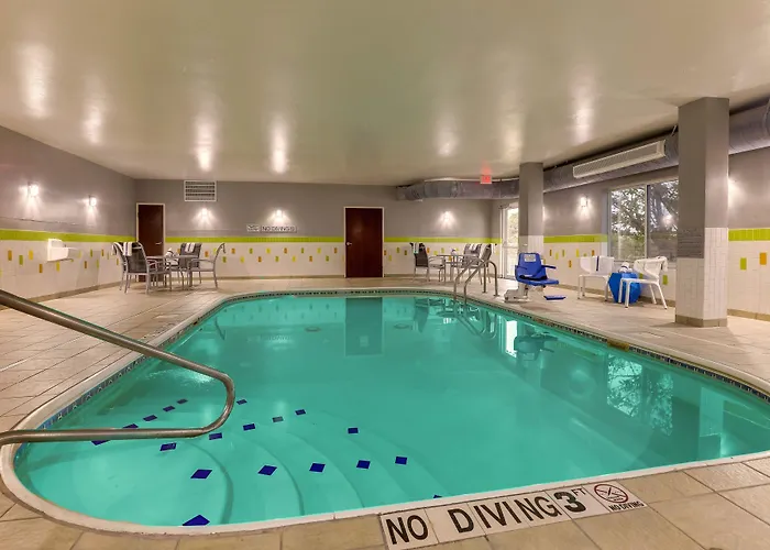Hotel Fairfield & By Marriott Worth I-30 West Near Nas Jrb 3*