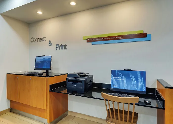 Hotel Fairfield & By Marriott Worth I-30 West Near Nas Jrb 3*