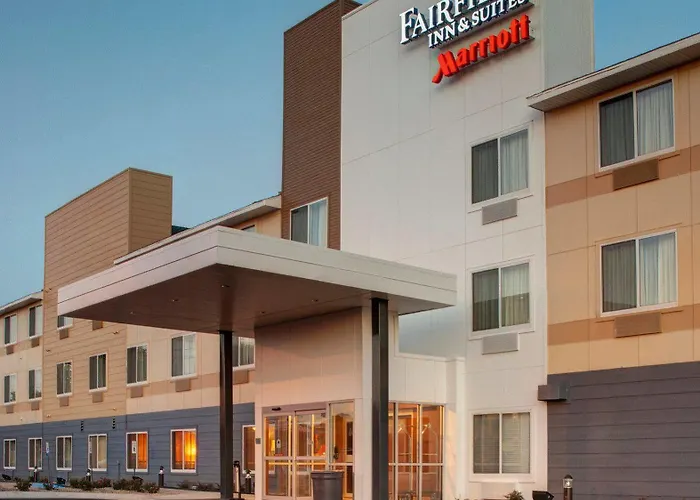 Fairfield & By Marriott Worth I-30 West Near Nas Jrb 3* Fort Worth