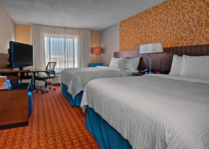 Fairfield & By Marriott Worth I-30 West Near Nas Jrb 3*